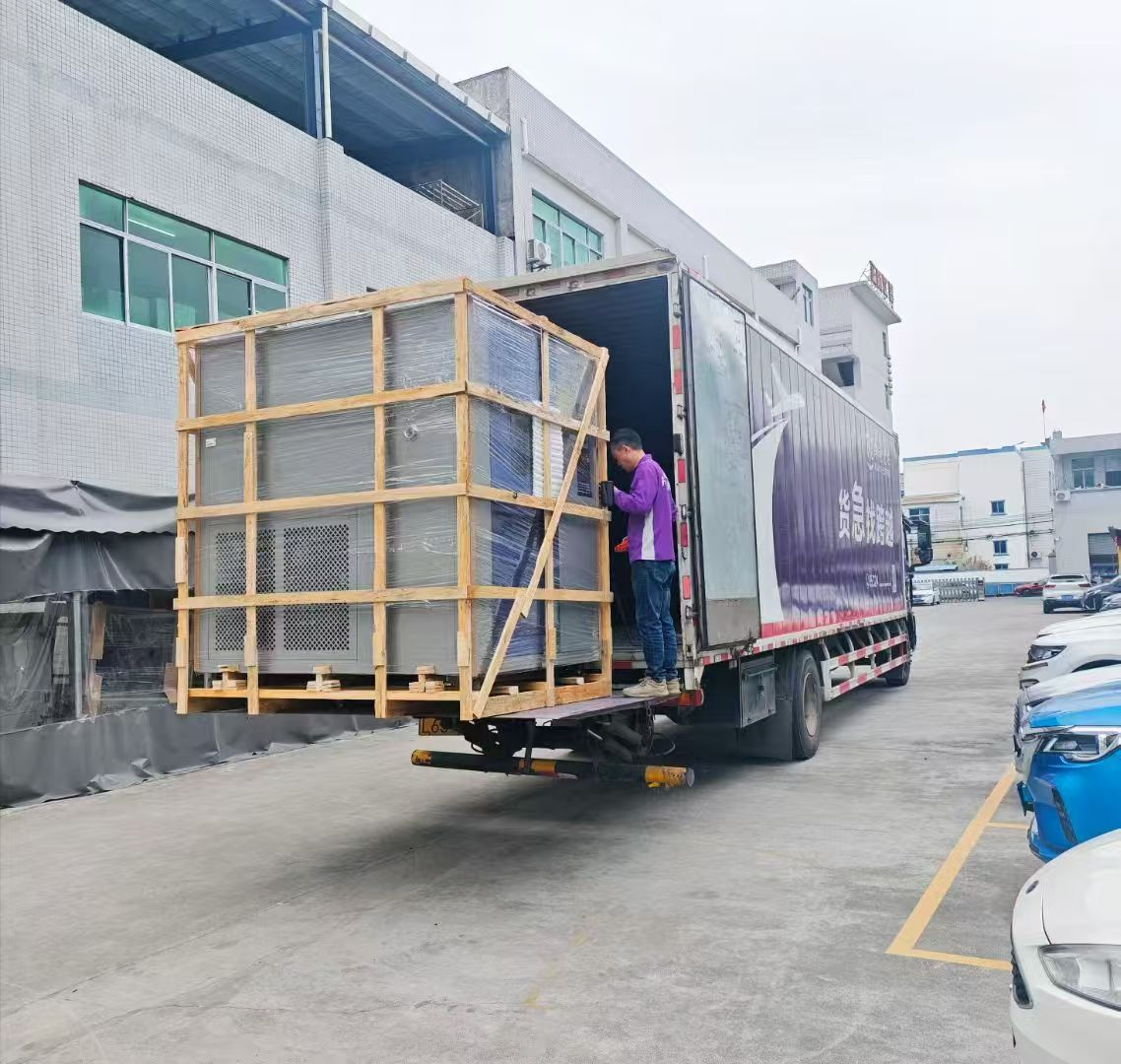 裝車出貨 裝車出貨